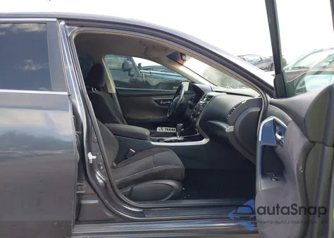 2013 Nissan Altima 2.5 Sv z USA, uszkodzony, nr VIN 1N4AL3AP7DN425948